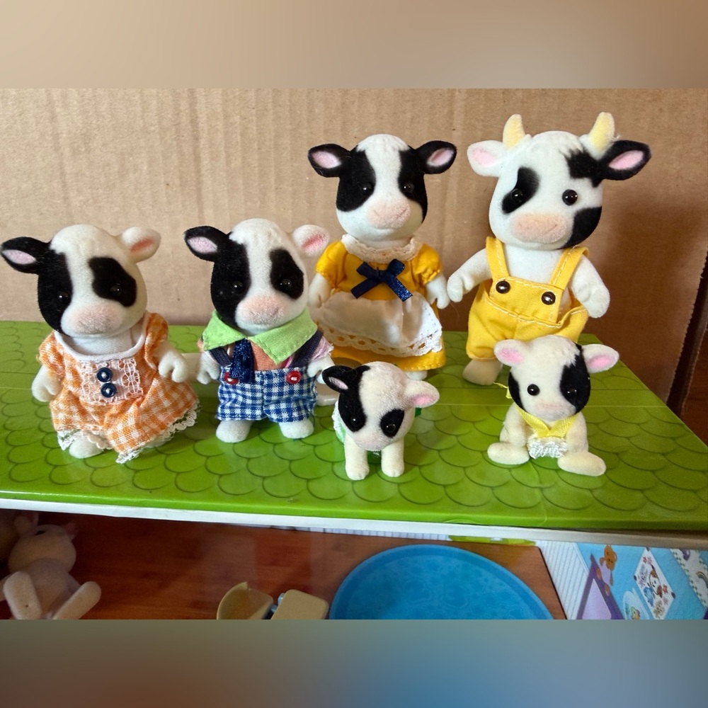 Calico Critter Cow Family Set -